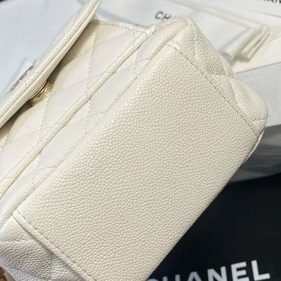 CHANEL 24C gold buckle diamond pattern leather chain shoulder strap backpack - Picture 5 of 8
